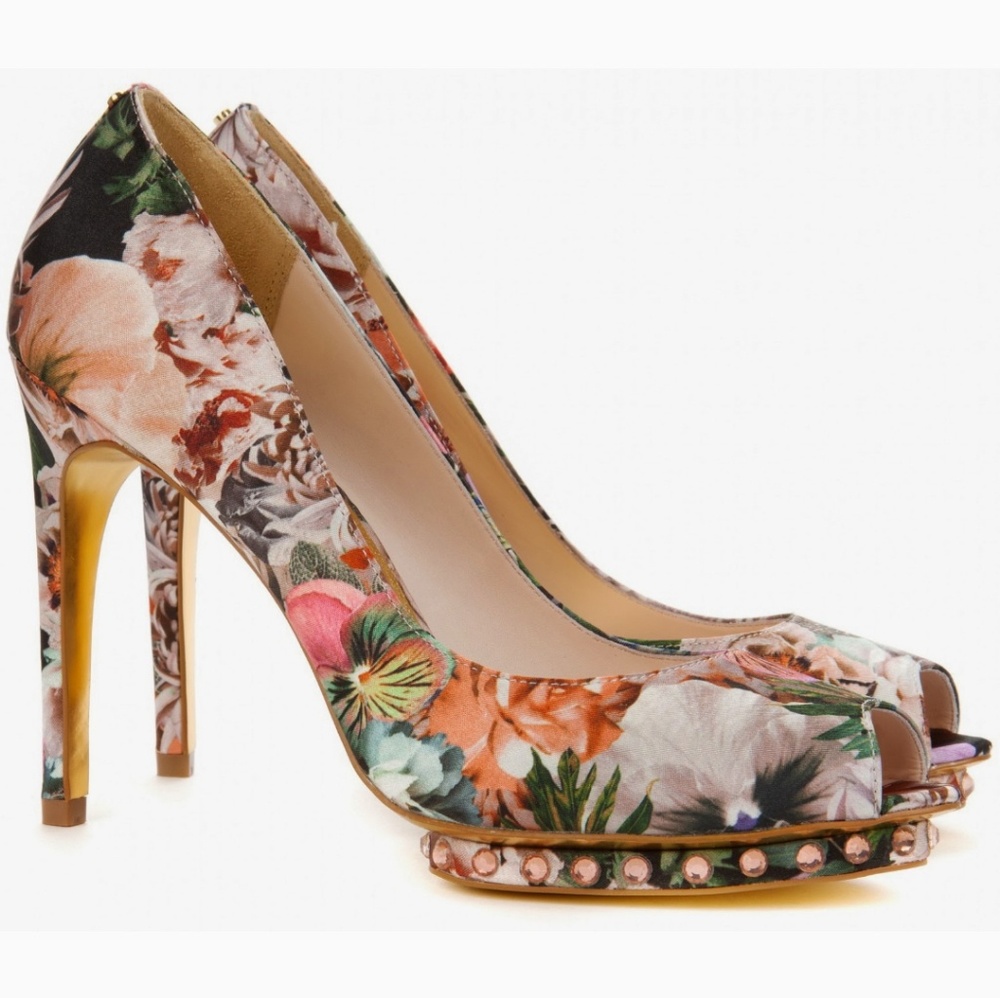 Ted Baker, Leonar flower peep toe pump
